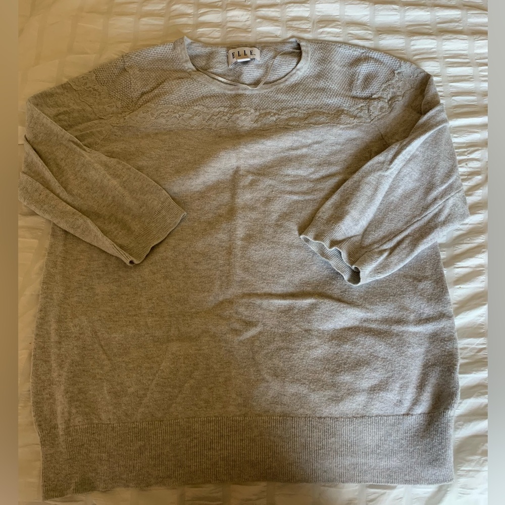 elle sweater cardigan size large